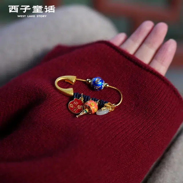 西子童话 蛇 压惊本命年别针 衣食无忧饰品 合金 胸针 男女同款情侣款