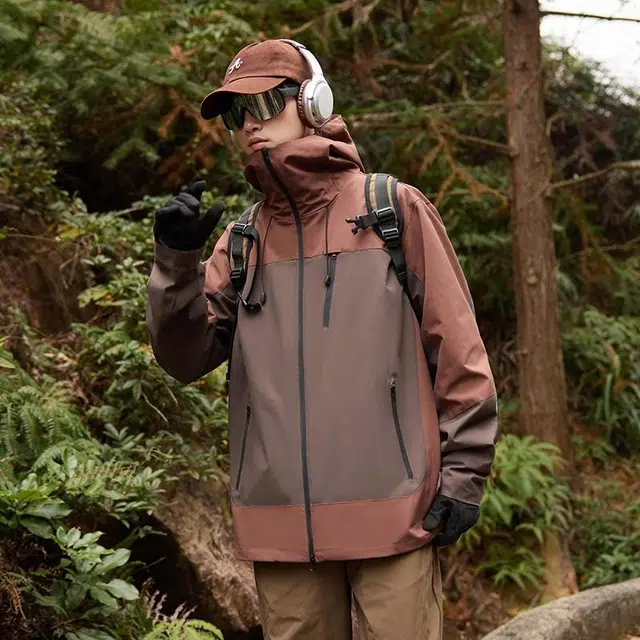 雅鹿  连帽宽松拉链门襟  防水防风防紫外线透气冲锋衣 男女同款 可可棕