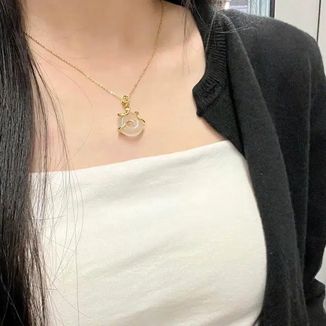 吉盟 灵蛇平安扣锁骨链 时尚典雅高级感民族风缠绕蛇身设计 巳升升 平安纳福#好运通勤显白百搭 玉髓 项链 男女同款情侣款