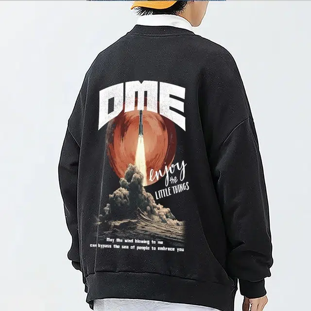 【dme】 火箭发射英文字母拼接高级感圆领套头美式复古舒适百搭户外日常卫衣 男女同款