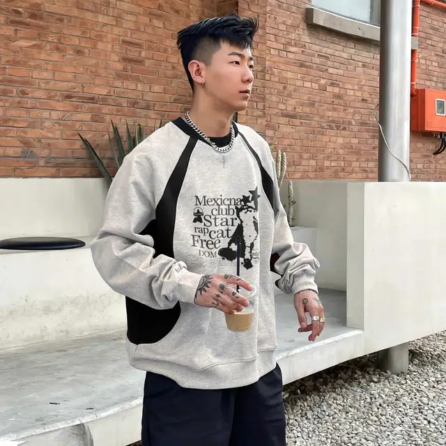 稻草人 复古动物图案印花插肩宽松休闲圆领套头卫衣 男女同款