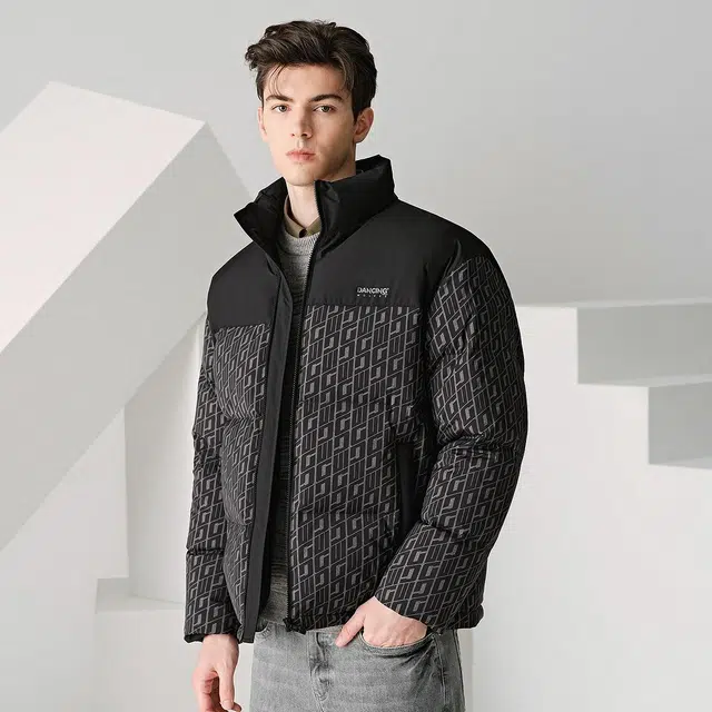 与狼共舞 时尚百搭拼接满印保暖易打理羽绒服 男款 黑色