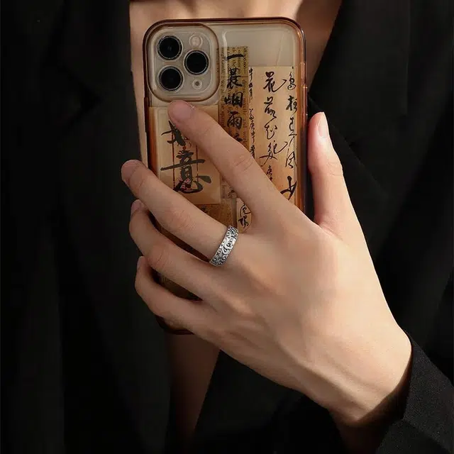 999