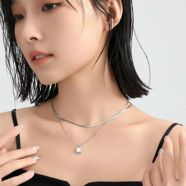 MISS XIA JWY