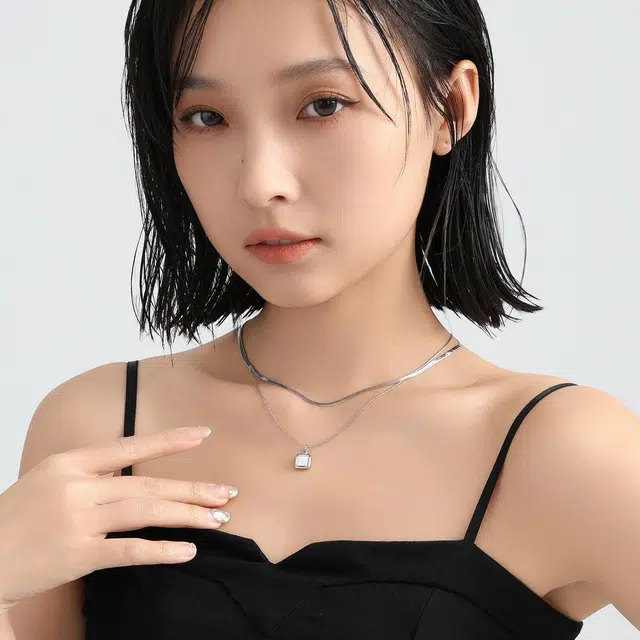 MISS XIA JWY