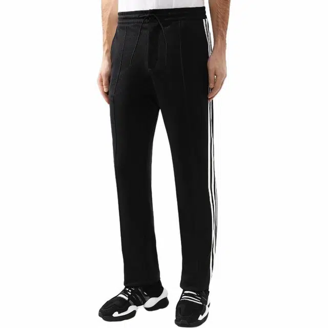 Y-3