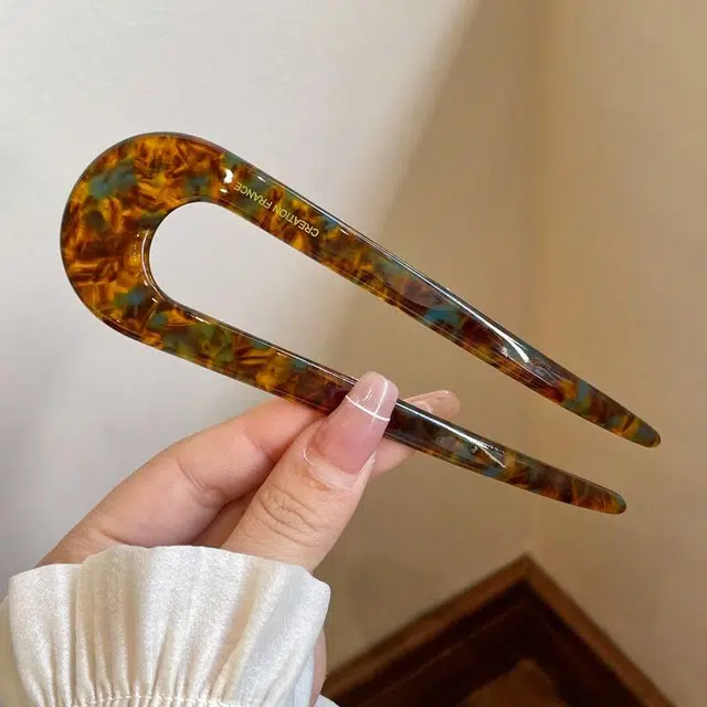 U