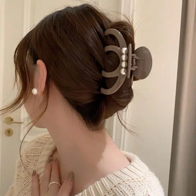 如花梦 抓夹 高级感  大号南瓜发抓夹 适合发量多后脑勺盘发鲨鱼夹 亚克力 发夹 女款