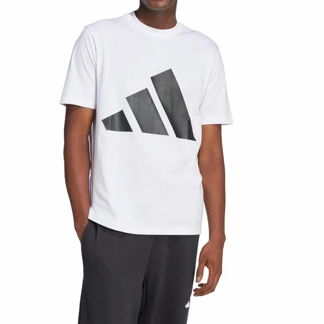 adidas ESSENTIALS logoT