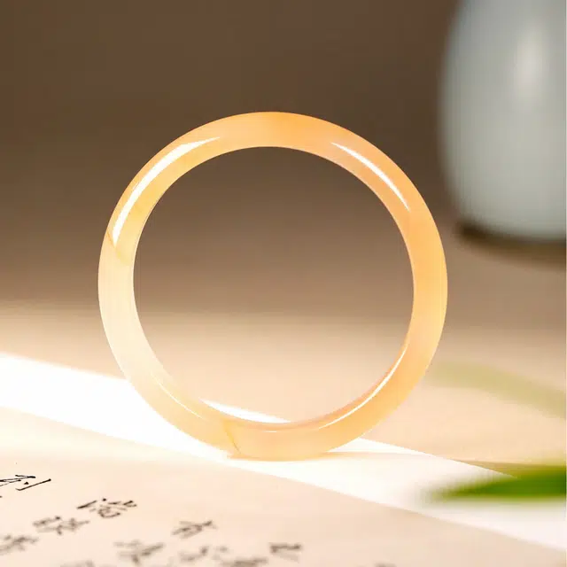 兰慕茵诺 轻奢小众时尚锦鲤色福气镯 学业上岸转运 清冷感美人 新中式国风温柔甜美 古风汉服旗袍  金榜题名 #好运 玉髓 手镯 女款