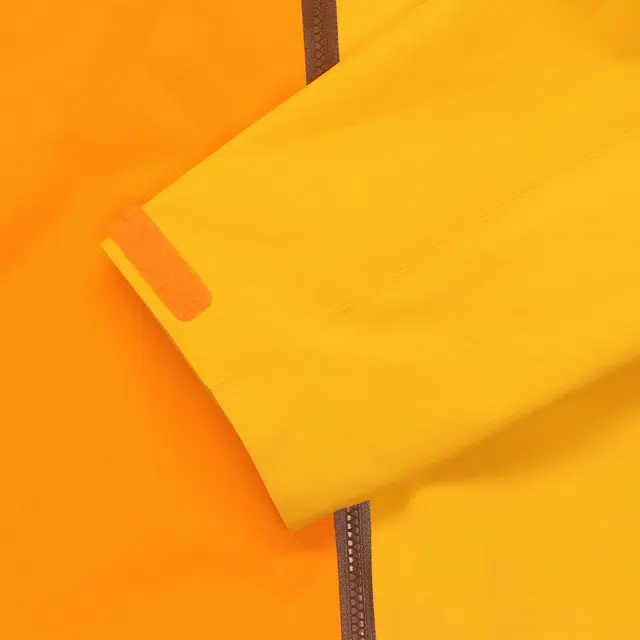 Arcteryx Beta Jacket Recut No.18 logo BlazeAmber Ale
