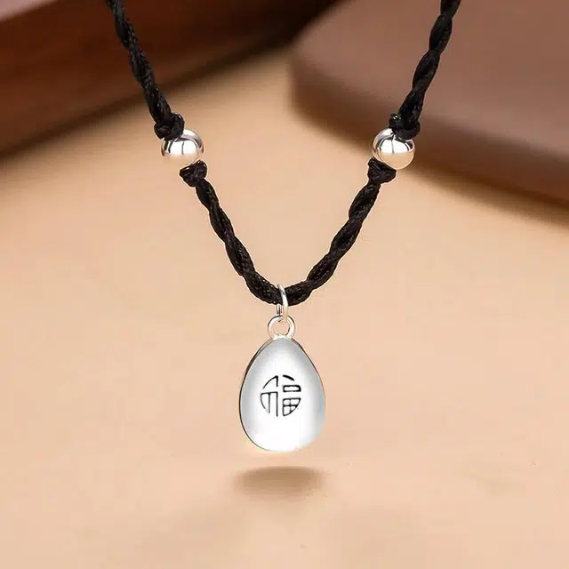 999