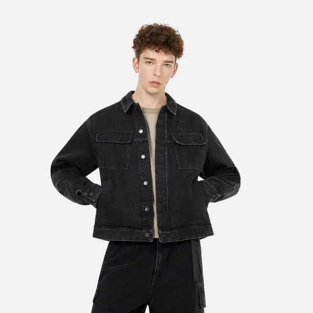 EVISU KURO 2025