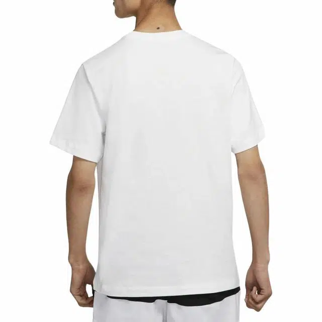 Nike Sportswear LogoT