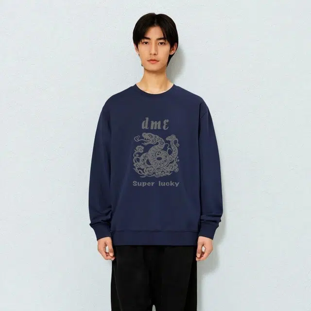 【dme】 蛇年限定 圆领宽松打底套头卫衣 男女同款