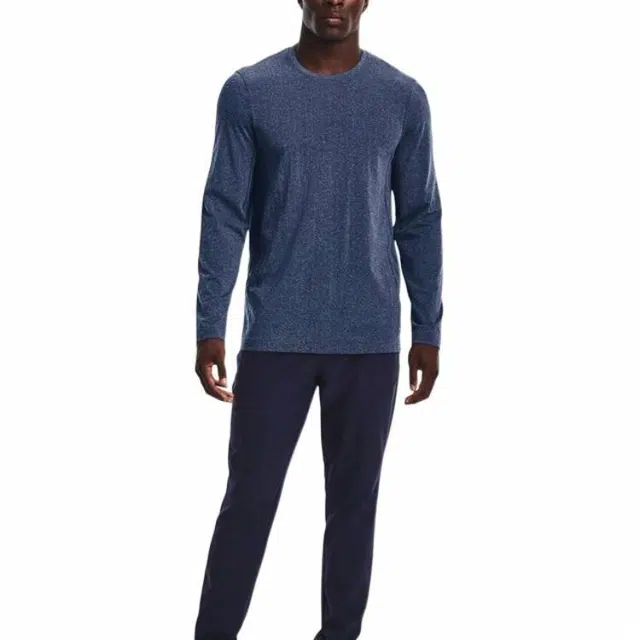 Under Armour T