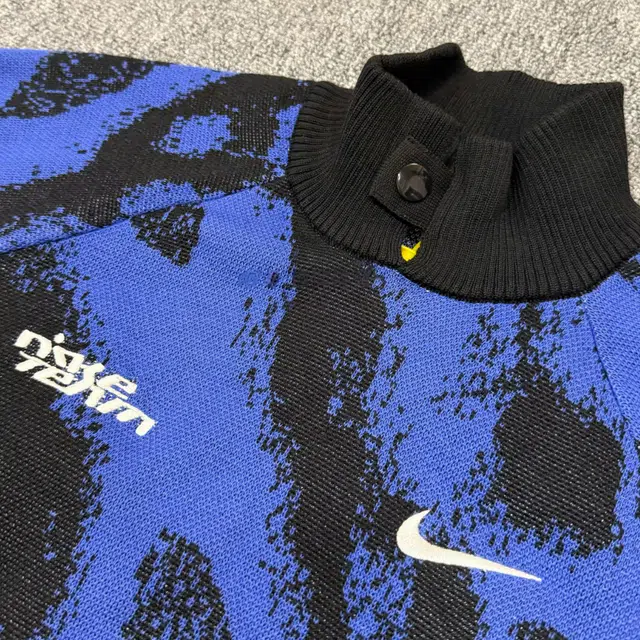 Nike logo