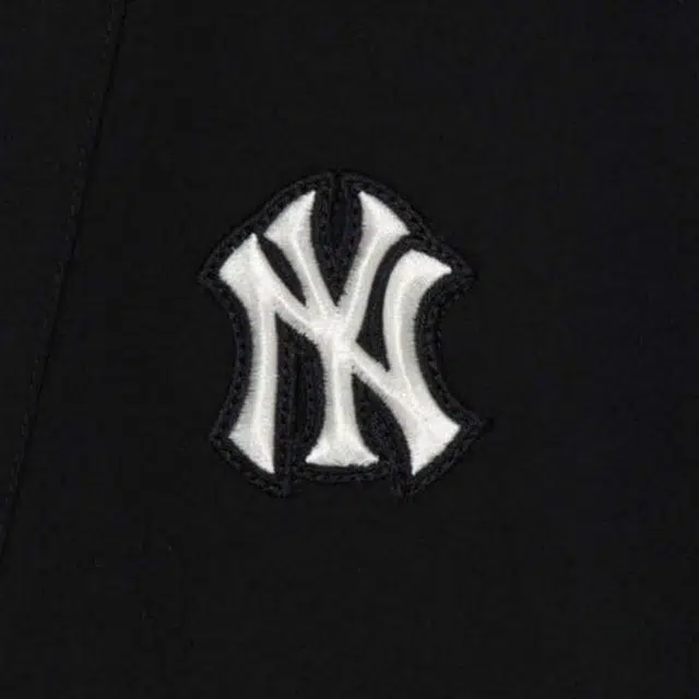 MLB