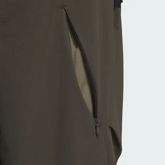 adidas FW24 PRE WOVEN TRACKSUIT BOTTOMS