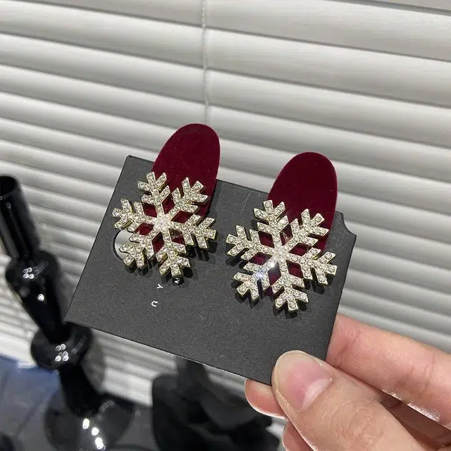 如花梦 秋冬雪花小猫边夹鸭嘴夹侧边穿搭 亚克力 发夹 女款