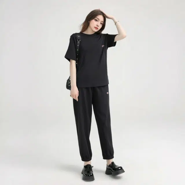 Champion FW24 script shop C-Logo