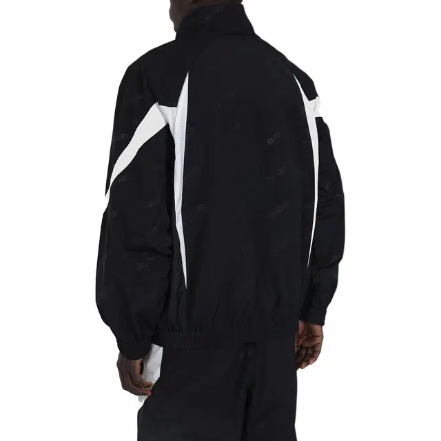 A BATHING APE Logo