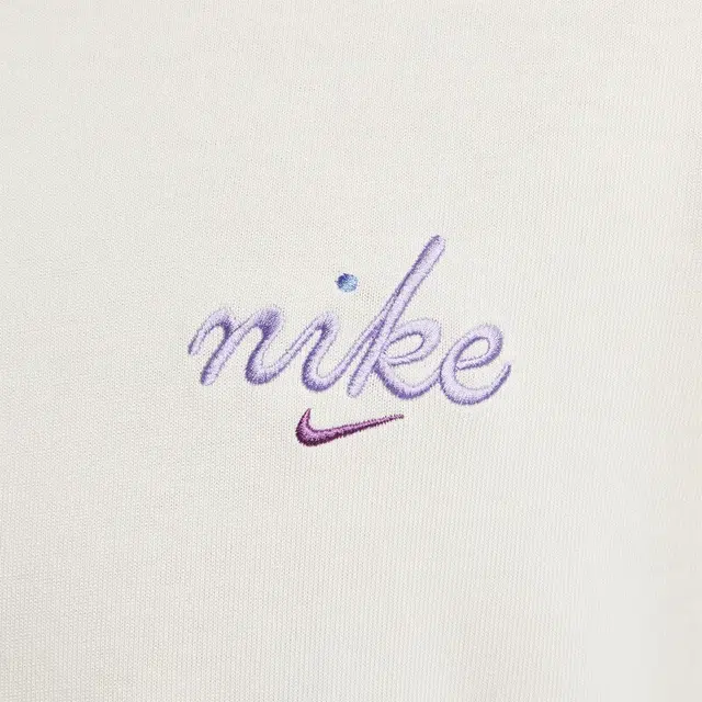 Nike Sportswear FW24 logoT