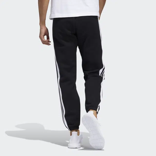 adidas originals 3-Stripe Panel Sweatpants Logo