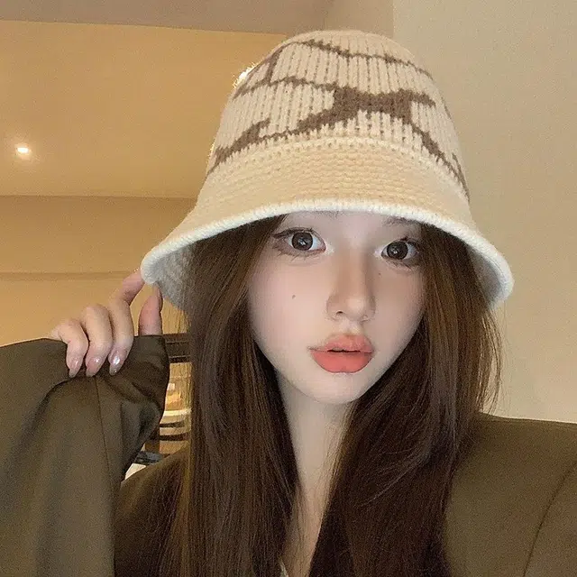 钓鱼熊 帽子女秋冬新款拼色针织盆帽保暖防风护耳水桶帽时尚简约 腈纶混纺 渔夫帽 女款