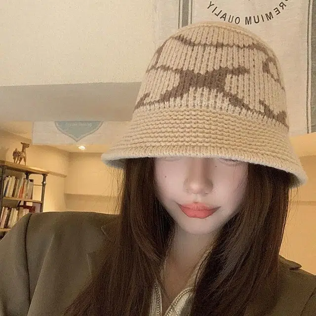 钓鱼熊 帽子女秋冬新款拼色针织盆帽保暖防风护耳水桶帽时尚简约 腈纶混纺 渔夫帽 女款