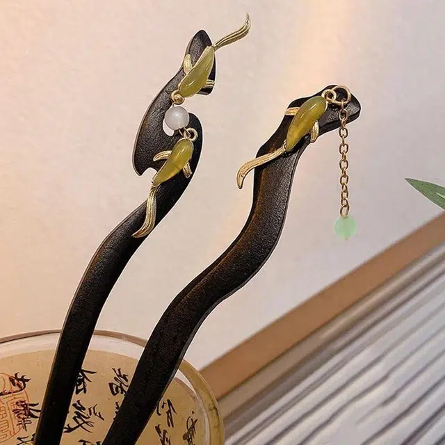 克兰茜 青鱼戏珠 新中式轻奢小众精致古风设计感流苏步摇 优雅气质休闲时尚通勤风清冷感配饰 木材 发簪 女款 黑色
