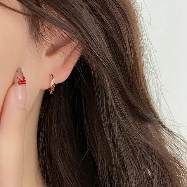 S925