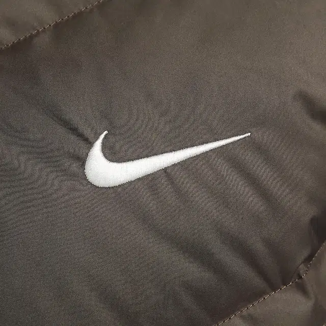 Nike Storm-FIT Windrunner
