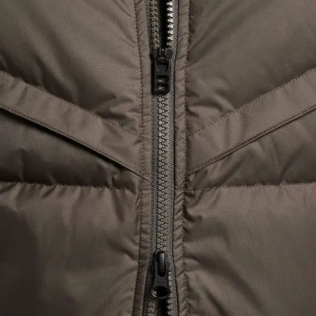 Nike Storm-FIT Windrunner