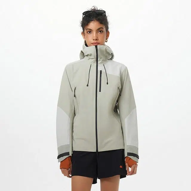 ellesse