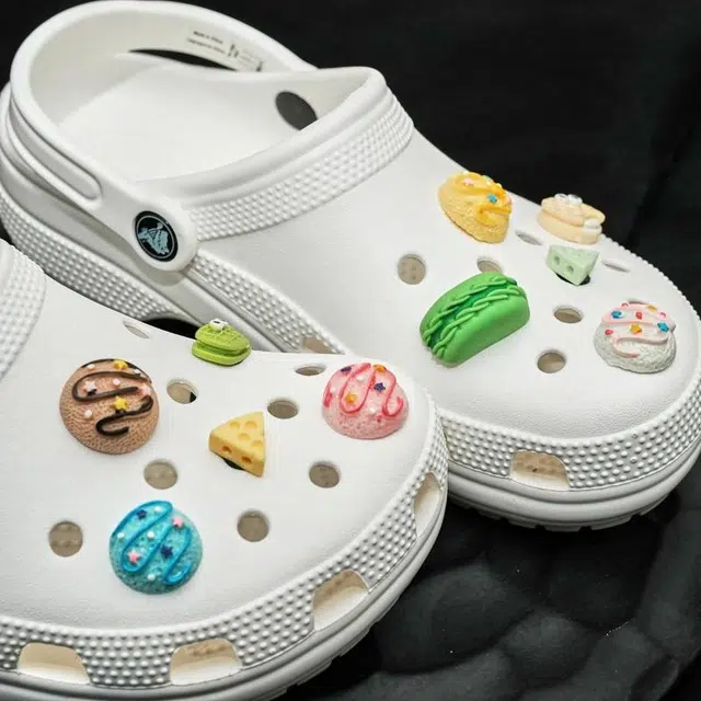 crocs 10