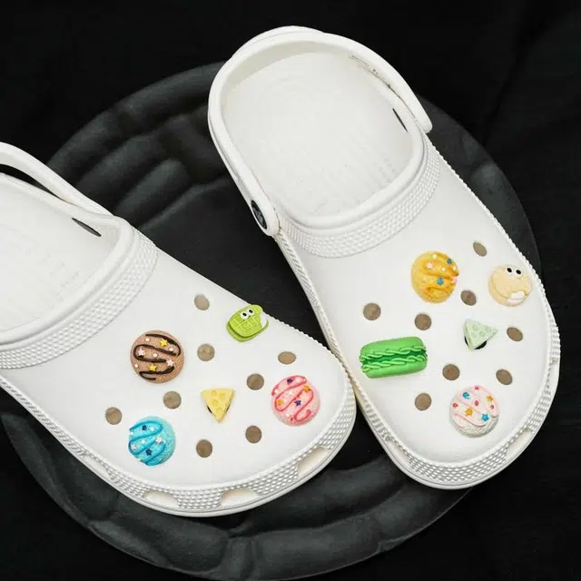 crocs 10