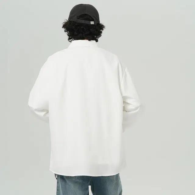 UNthemed