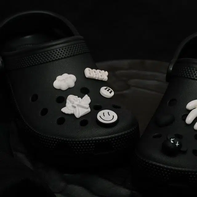 10 crocs DIY