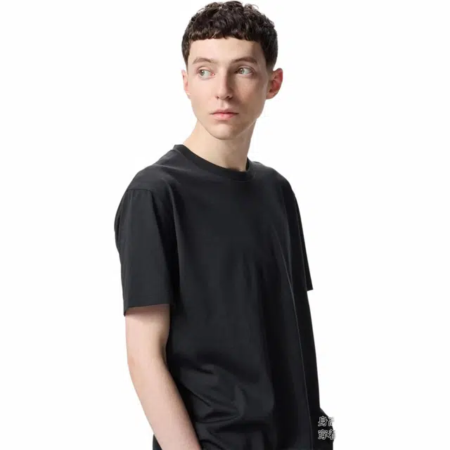UNIQLO T