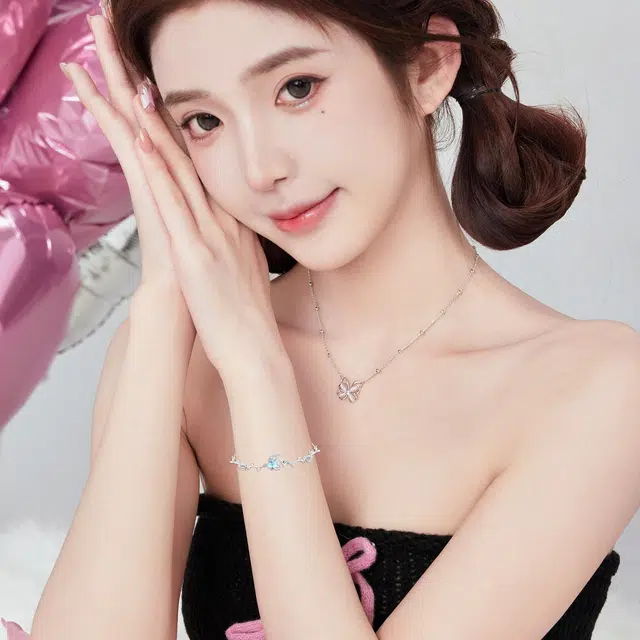 S925