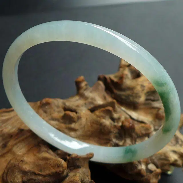 55.6mm15.33g