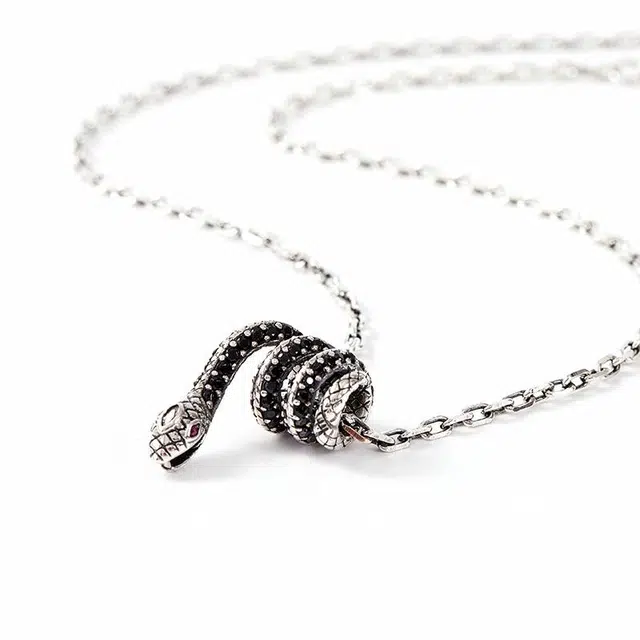 N10-1105 Native Stranger 925