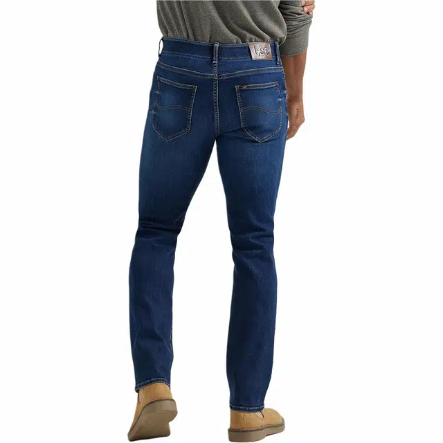 Lee