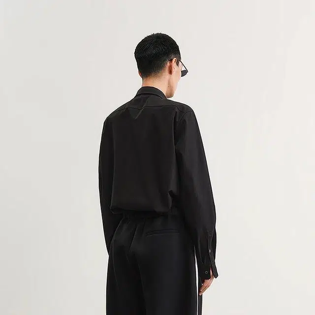 速写 黑支线 纯色休闲简约日常轻商务宽松长袖衬衫 男款 本黑