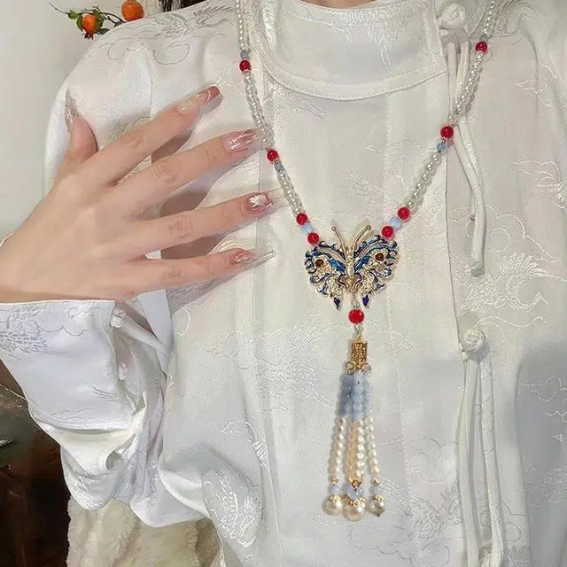 克拉日记 贝珠珍珠涤纶蓝色复古国风蝴蝶长流苏背云璎珞汉服马面裙古风饰品招财健康平安#好运 合金 项链 女款