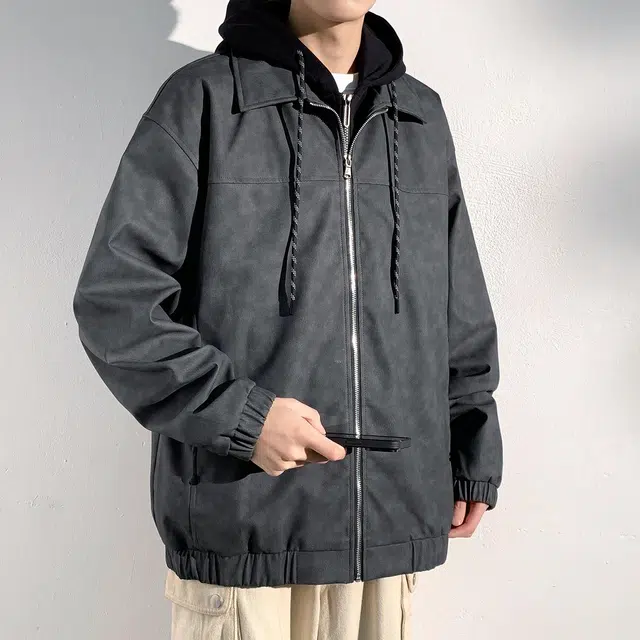 依文 美式复古经典高街假两件连帽设计机车飞行员痞帅简约中性风休闲时尚百搭廓形高级感英伦风潮牌皮衣 男女同款 黑色