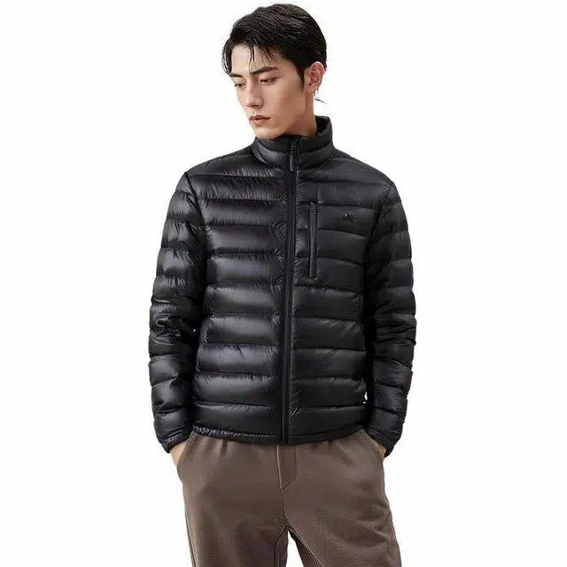比音勒芬 休闲保暖无帽立领时尚羽绒服 男款 赠送品牌袜子礼盒