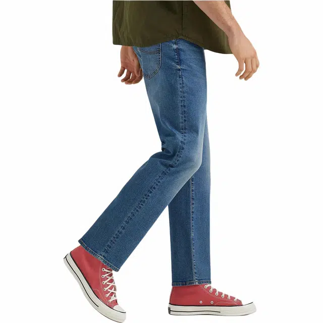 Lee