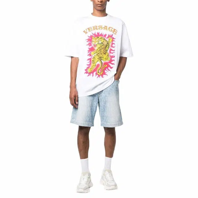 VERSACE